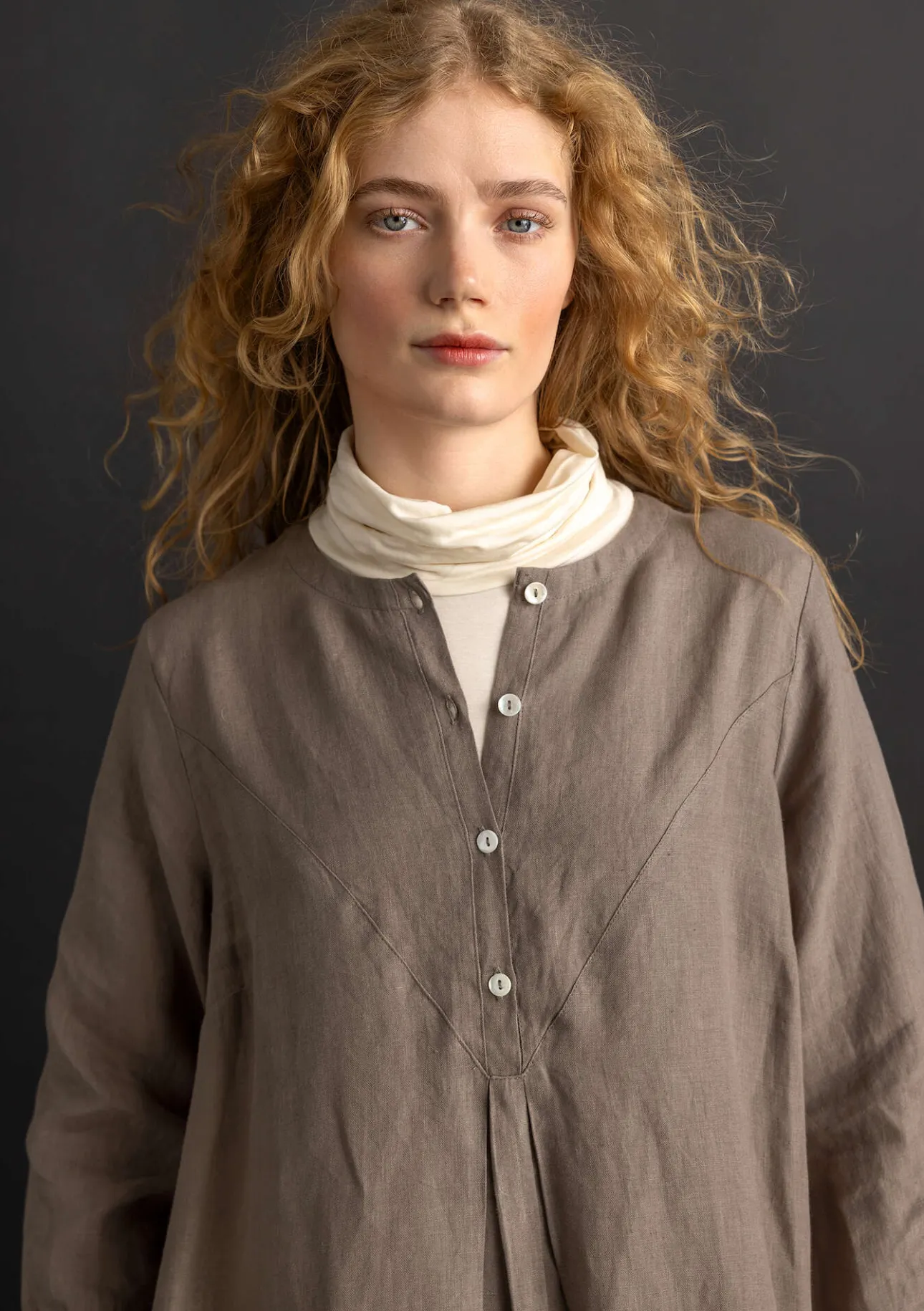 Gudrun Sjödén Kleid „Asta“ aus Leinengewebe> Kleider