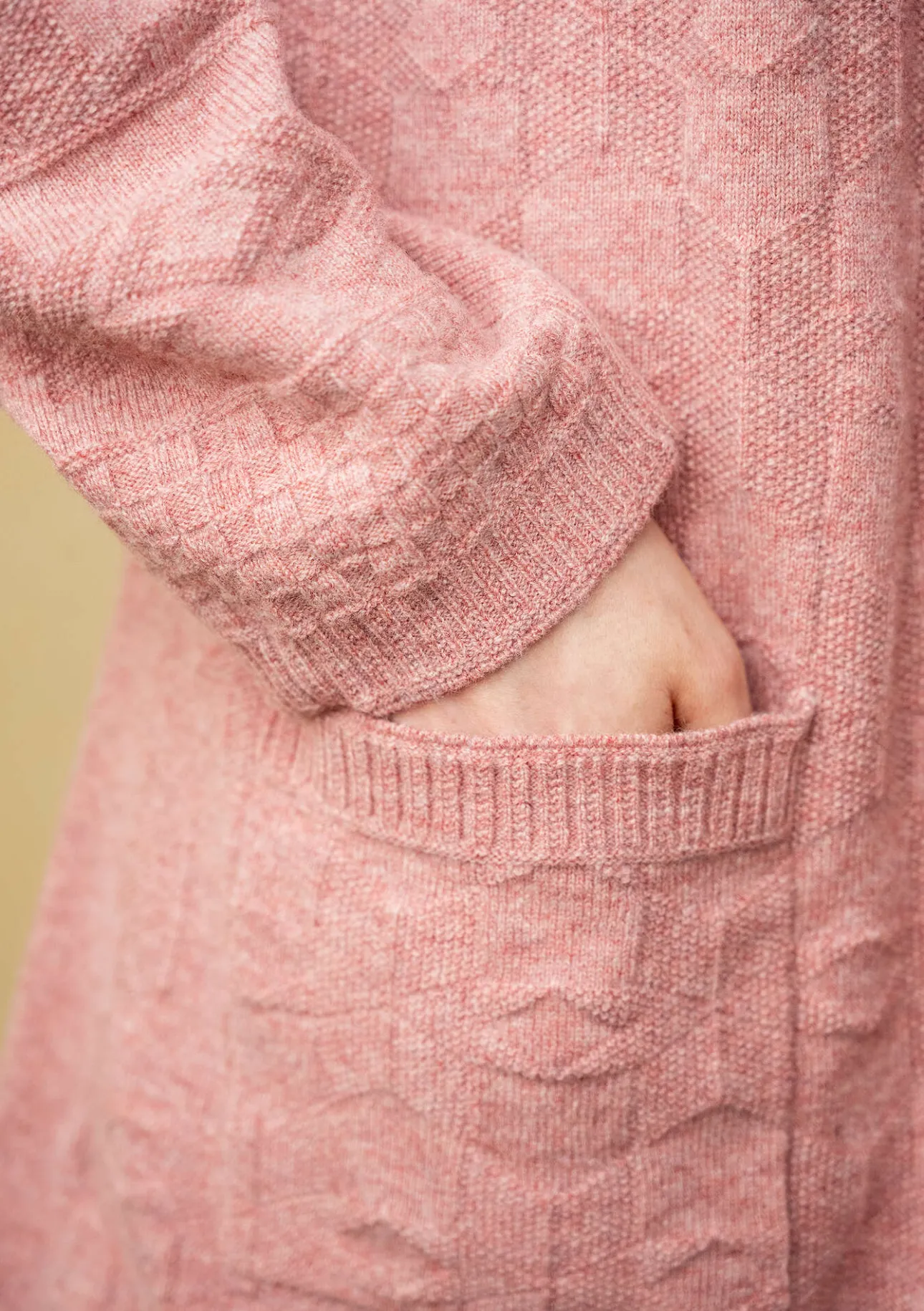 Gudrun Sjödén Langstrickjacke „Capella“ aus Lammwolle> Strickjacken