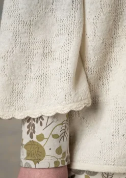 Gudrun Sjödén Pointelle-Strickjacke „Blomstra“ aus Bio-Wolle><noscript><img width=