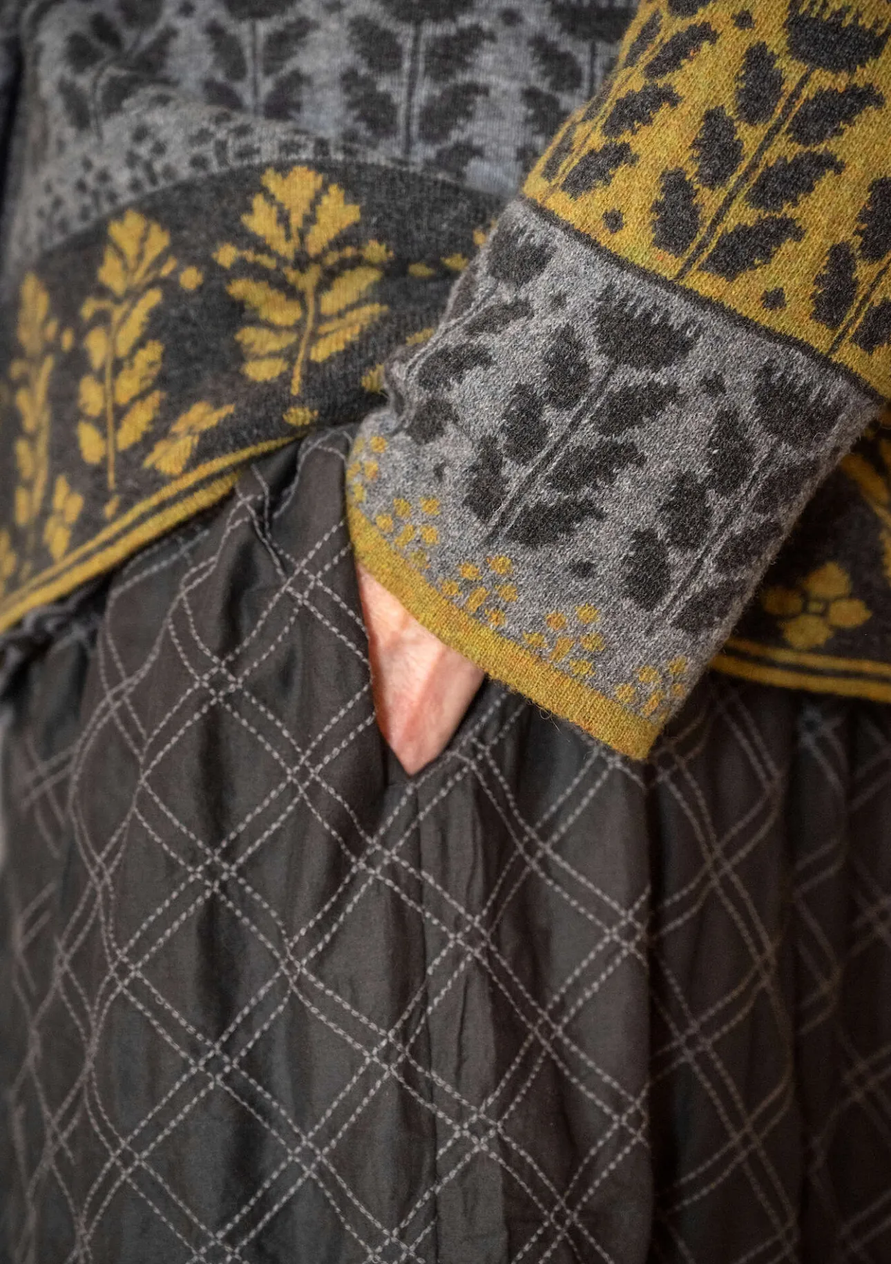 Gudrun Sjödén Strickjacke „Edda“ aus Recycling-Wollgemisch> Strickjacken
