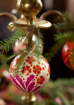 Gudrun Sjödén Weihnachtskugel „Gnistra“ aus Papiermaschee> Dekoration & Accessoires